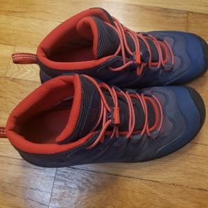 Keen boots - Big Boy size 5